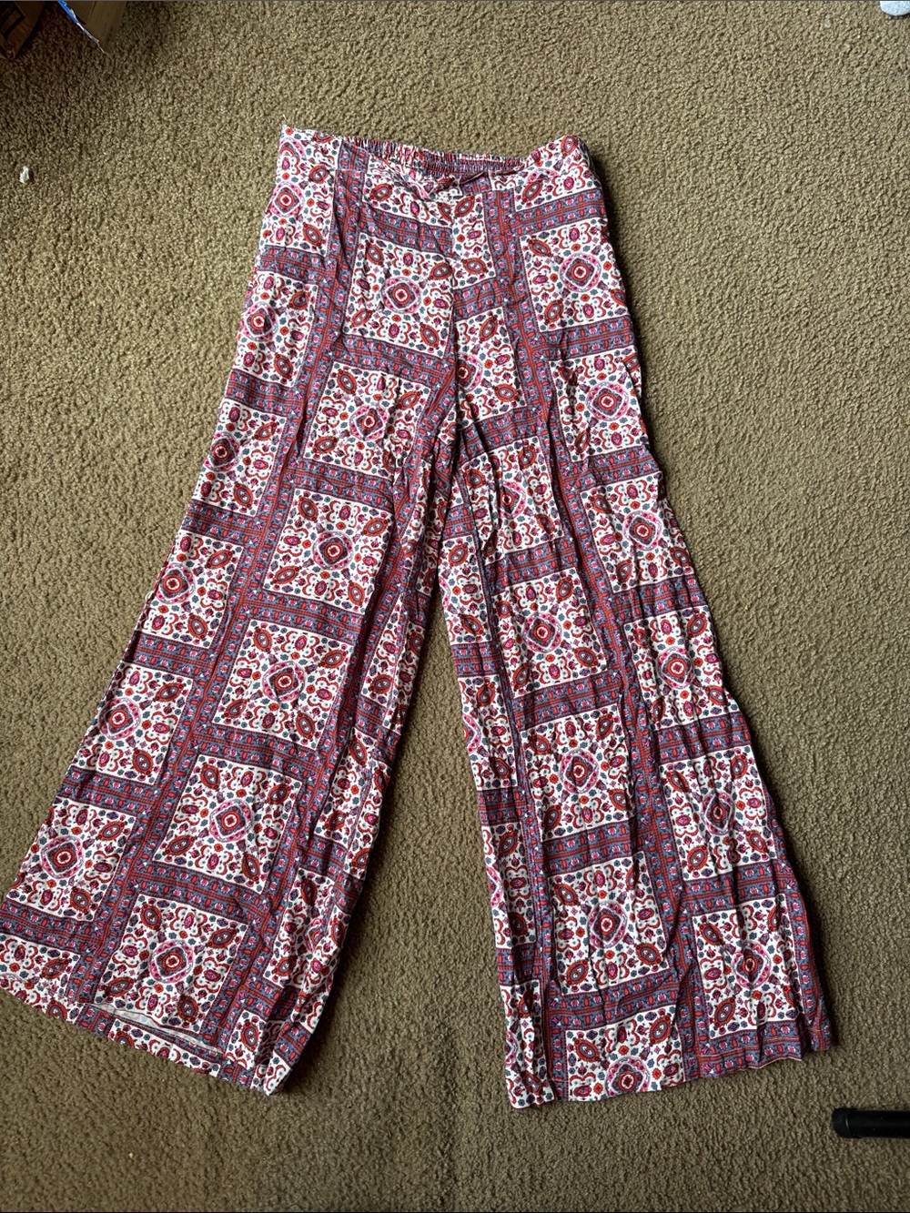 Wide-Leg Printed Palazzo Pants in Red and Cream stretch waist and pockets S
